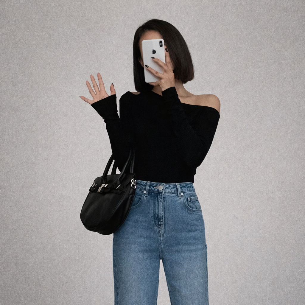 Camiseta manga larga cuello oblicuo