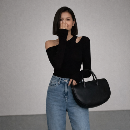 Camiseta manga larga cuello oblicuo